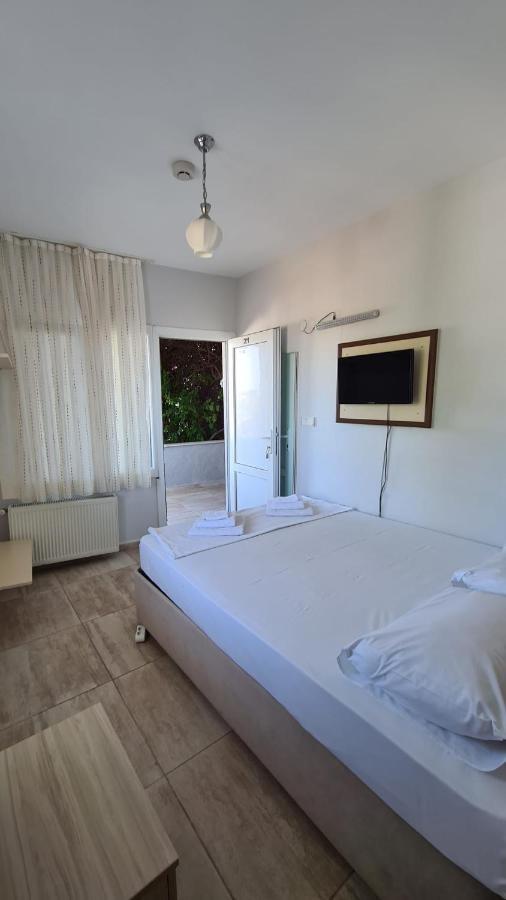 Begonvil Otel Cesme Bagian luar foto